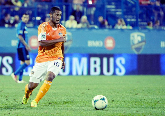 Alex López, urgido de minutos con el Houston Dynamo