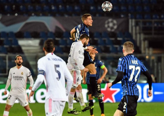 Golazo de Mendy tumba al Atalanta y acerca al Real Madrid a cuartos de Champions League