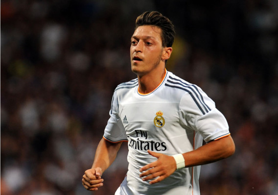 OFICIAL: Mesut Özil es traspasado al Arsenal