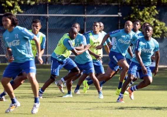 'Muma' Bernárdez y Maynor Figueroa: La muralla de Honduras