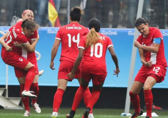 Canadiense marcó el gol más rápido del fútbol femenino en Olímpicos