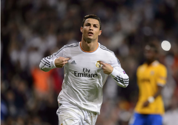 Cristiano Ronaldo sostiene a un Real Madrid sin identidad