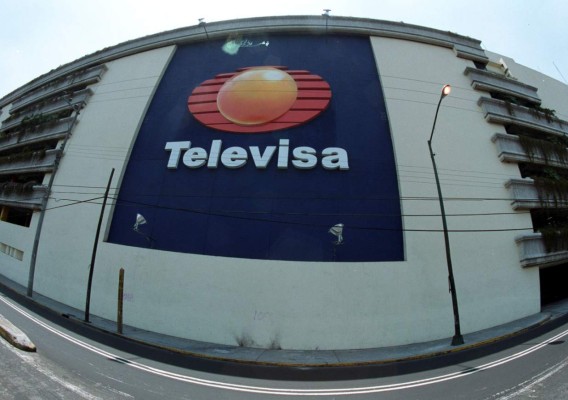 Demandan a Televisa por sobornos para transmisión del Mundial