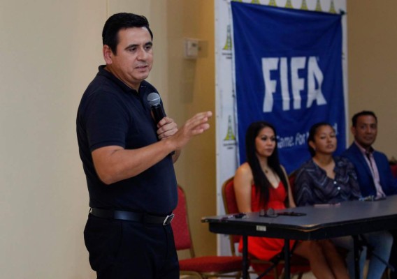 Benigno Pineda en Exclusiva: 'Porque me equivoqué en una final dicen que soy corrupto'