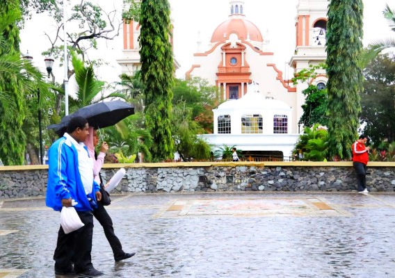 Fin de semana frío y lluvioso pronostica Meteorología