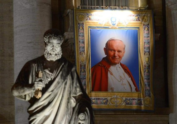 Juan Pablo II, el papa viajero