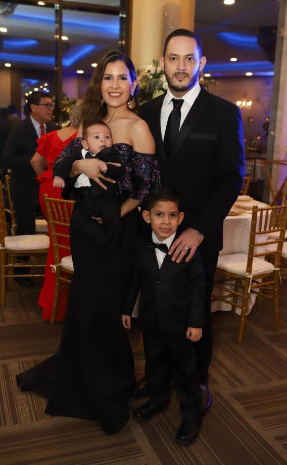 Miriam, Noel, Gabriel y Cristian Zavala