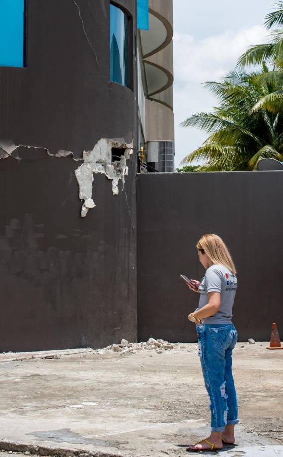 El recuerdo del devastador terremoto de 2016 gravita en <b>Ecuador</b>. Con una magnitud de 7,8 grados el sismo dejó 673 muertos y destruyó poblados costeros, con pérdidas cercanas a los 3.300 millones de dólares.