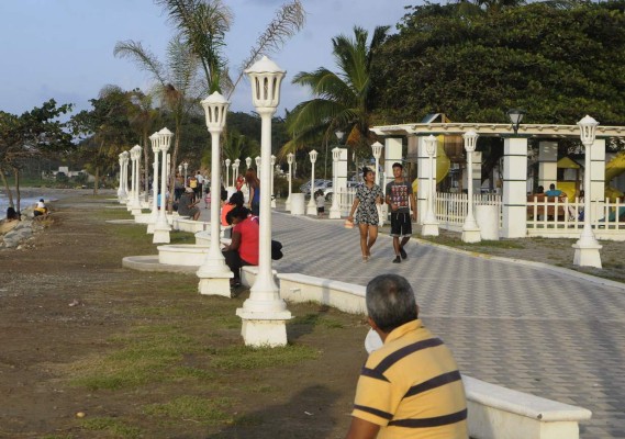 La Ceiba espera más de 400,000 turistas en Semana Santa