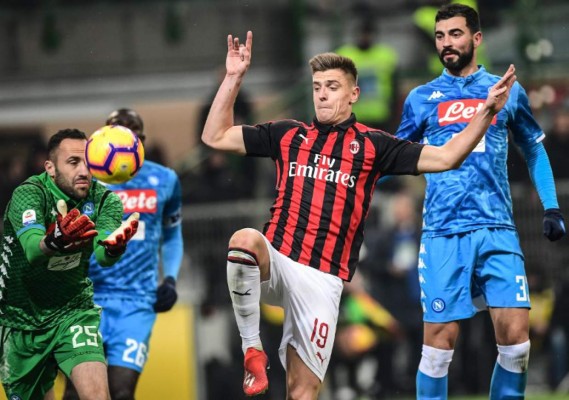Video: Piatek se luce y mete al Milan en semifinales de Copa Italia