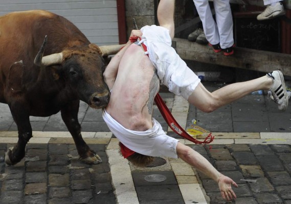 Primer encierro de San Fermín en Pamplona, España