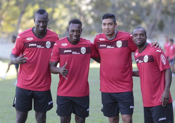 El Marathón presentó a sus nuevos refuerzos