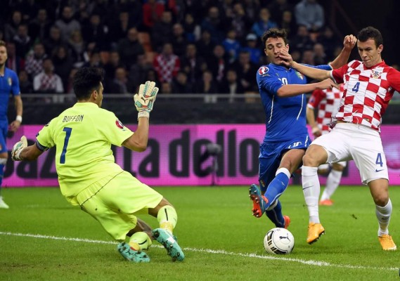 Croacia deja en evidencia a Italia