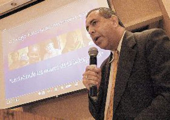 Piden informe sobre el gasolinazo