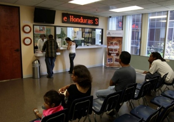 Hondureños ya pueden solicitar licencia de conducir en Los Ángeles