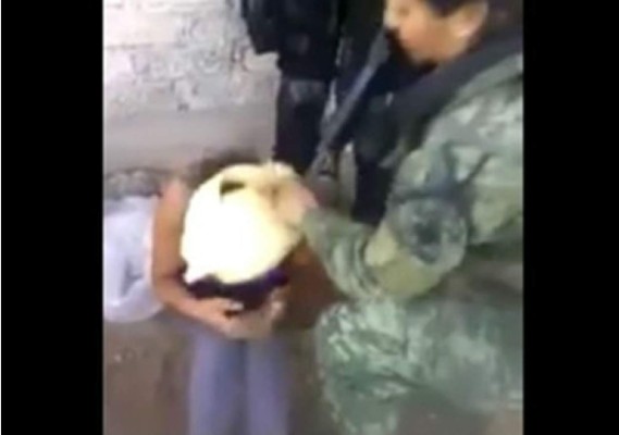 Arrestan a dos militares por torturar a una mujer en México