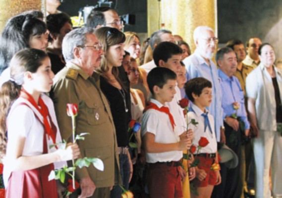 Rinden homenaje a Vilma Espín