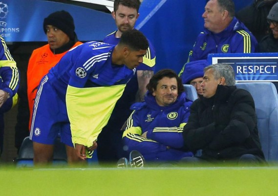 Mourinho 'sobornó' a un jugador del Chelsea por hacerlo debutar