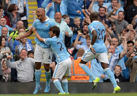 El Manchester City arrolla al Chelsea y asume el liderato