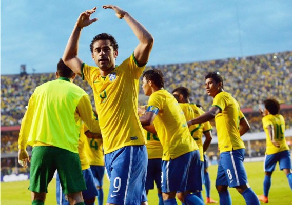 Brasil venció a Serbia con una floja actuación en su último amistoso