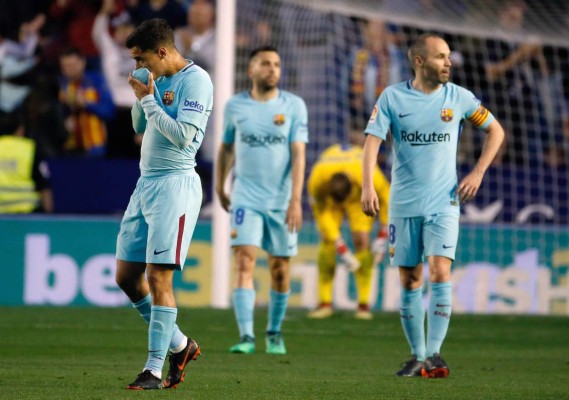 Barcelona cae ante Levante y se acaba el invicto de liga