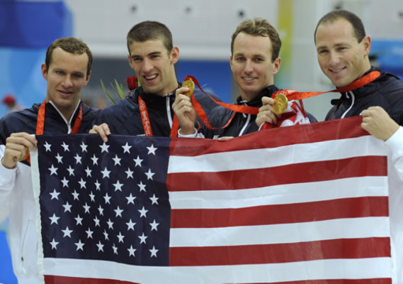 Phelps supera el récord histórico de Mark Spitz
