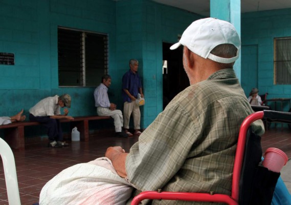 OPS solicita proteger a ancianos