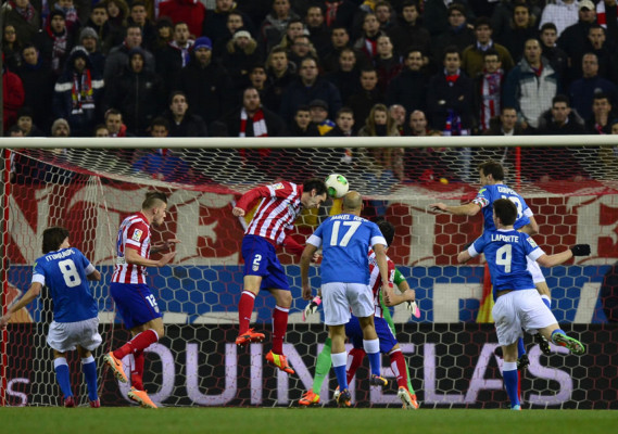 Atlético Madrid toma ligera ventaja en la ida de cuartos de Copa del Rey
