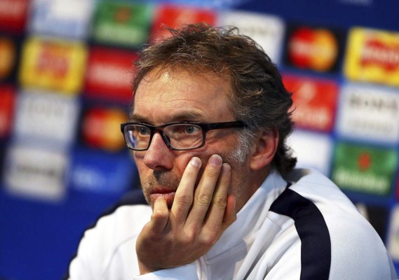 Laurent Blanc deja de ser entrenador del París SG (oficial)