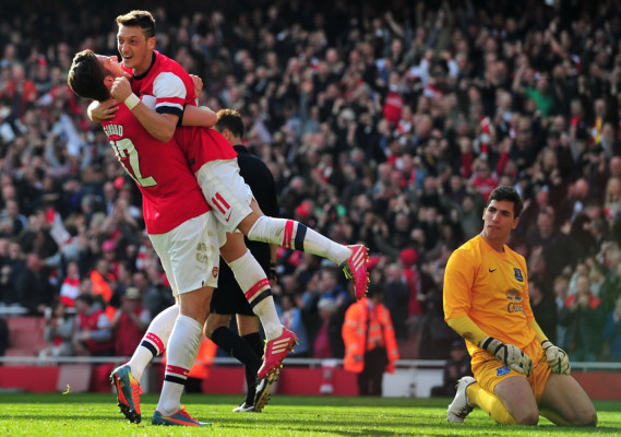 Arsenal golea al Everton y accede a las semifinales de FA Cup