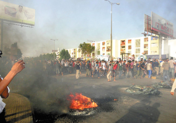 Clamor contra Gadafi no cesa a pesar de los muertos