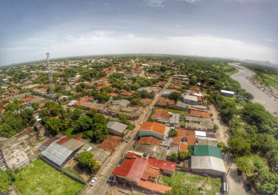 Hasta tres veces al día se va la luz en la zona sur de Honduras