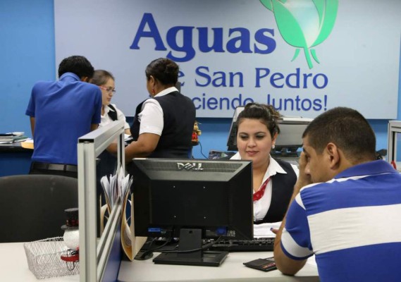 Clientes pueden pagar en cuotas el servicio de agua