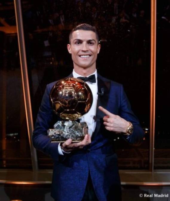 Cristiano Ronaldo explicó que 'soñaba' cuando era joven con conquistar algún día este galardón 'pero todos sabemos lo difícil que es'. 'Cuando gané uno, me dije que había que ir a por el segundo', explicó CR7.