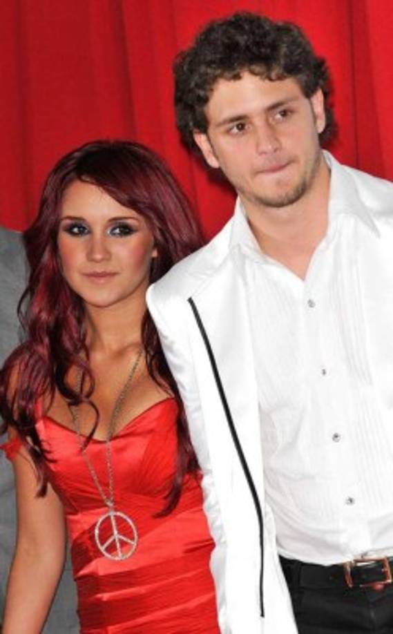 Logró junto a sus ex-compañeros de RBD un gran éxito no solamente en México como en muchos países americanos y europeos, incluyendo Panamá, Brasil, España, Venezuela, Colombia, Perú, Ecuador,Chile, Argentina, Estados Unidos, Rumania, Eslovenia, Israel,Republica Dominicana y otros.