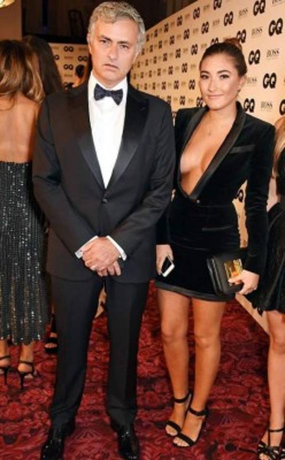 Matilde está empezando a ser blanco flashes de los paparazzis.