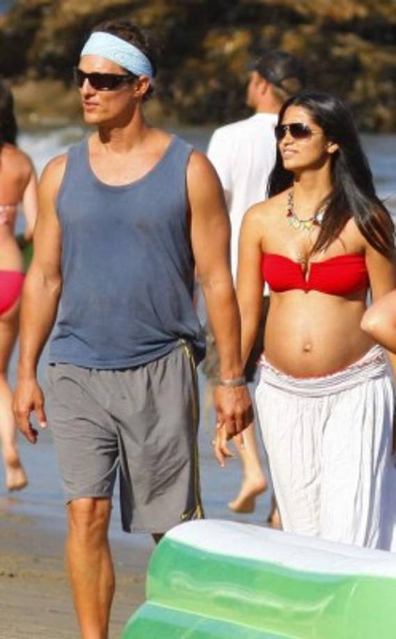 Matthew McConaughey junto a su esposa Camila Alves. La pareja ha tenido tres hijos.