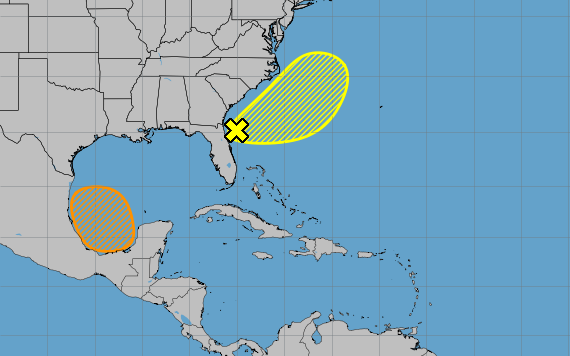 Centro Nacional de Huracanes vigila dos fenómenos en el Atlántico