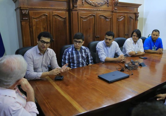 Ganadores del AngelHack buscan cambiar negocio de los gimnasios