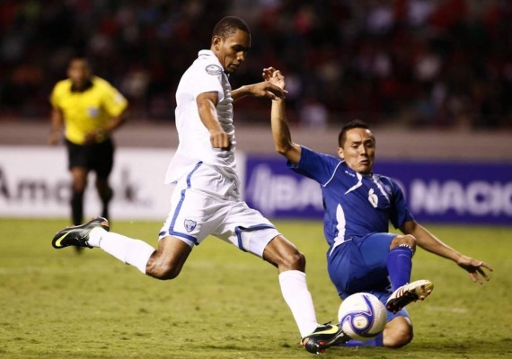 El Salvador podría jugar ante Honduras en EE UU