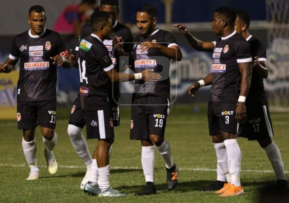 Real Sociedad logra su primer triunfo del Clausura 2021 y sueña con la salvación