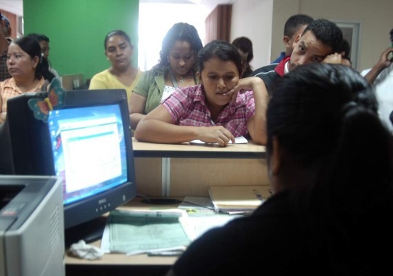 Revelan suspensiones en el RNP por falsificación de partidas