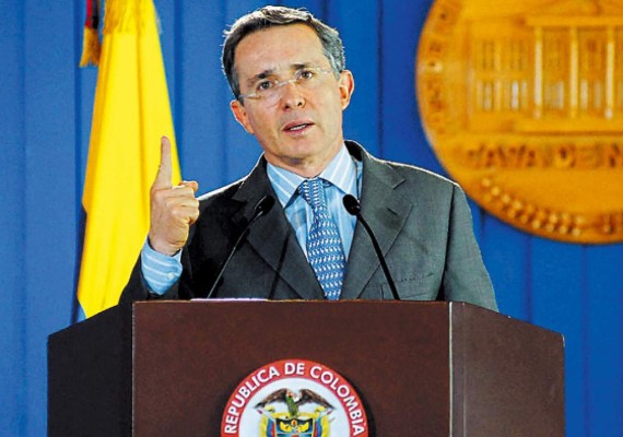 Presidente de Colombia pide 'comprensión' de vecinos para derrotar a Farc
