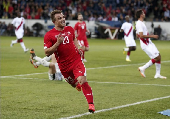 Suiza se impone a Perú pero sigue sin destilar buenas sensaciones