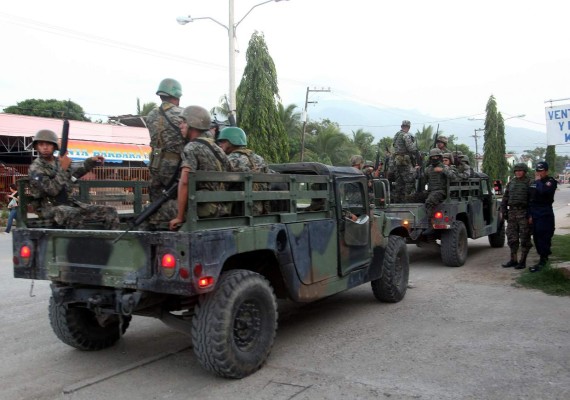 Honduras retrocede con militarización de instituciones públicas
