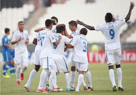 Honduras logra agónico empate y se acerca a octavos del Mundial
