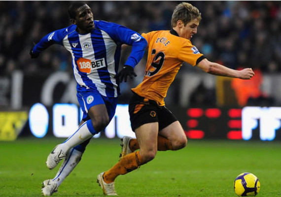 Hendry Thomas expulsado y el Wigan vuelve a sonreír