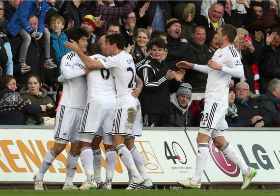Swansea le remonta al United y lo aleja de la Champions