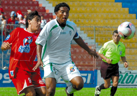 Vida empata ante Platense y sigue en agonía