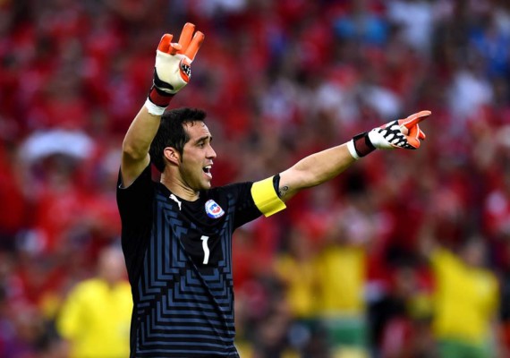 El Barça habría cerrado ya el traspaso del portero chileno Claudio Bravo